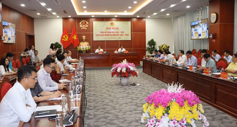 hoi-nghi-giao-duc-1.jpg