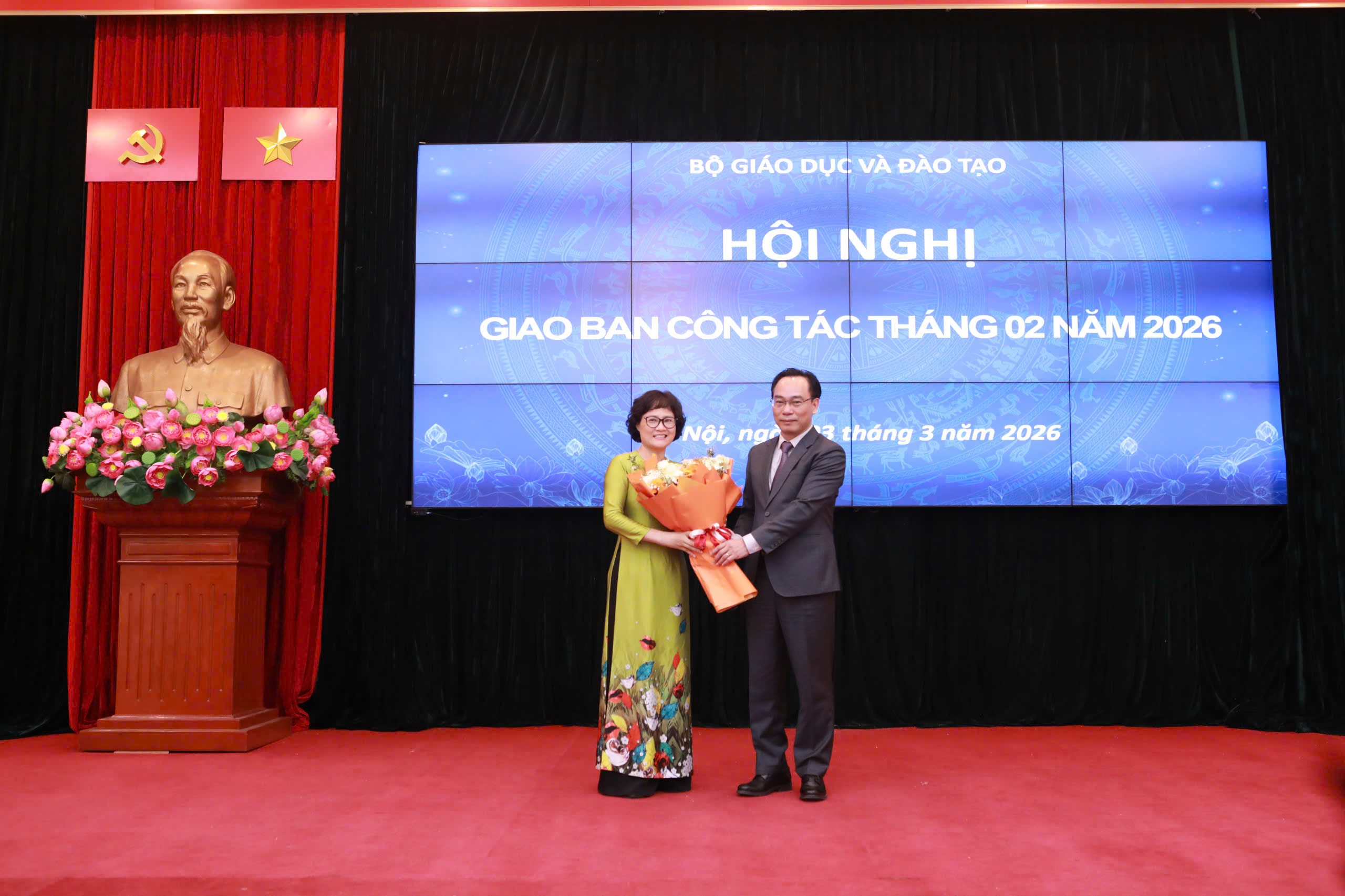 giao-ban-2.jpg?w=900