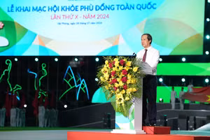 Bộ trưởng Nguyễn Kim Sơn đọc diễn văn Khai mạc Hội khỏe Phù Đổng toàn quốc lần thứ X năm 2024.