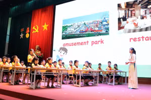 Tiết dạy của cô Nguyễn Thị Thuận và các học sinh lớp 5A5, Trường tiểu học Tân Tiến, huyện An Dương.