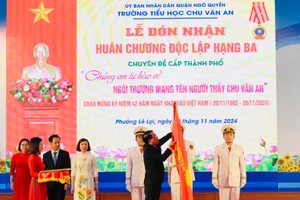 Trường Tiểu học Chu Văn An long trọng Tổ chức Lễ đón nhận Huân chương Độc lập hạng Ba.