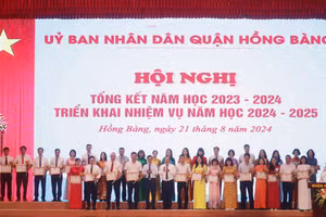 Lễ tổng kết năm học của quận Hồng Bàng.