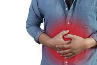 Đau bụng cấp chiếm 8%-10% số lượt khám cấp cứu. (Ảnh: ITN).