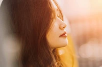 Tình cảm của phụ nữ giống như mưa mùa xuân, nhẹ nhàng và kín đáo. (Ảnh: ITN).