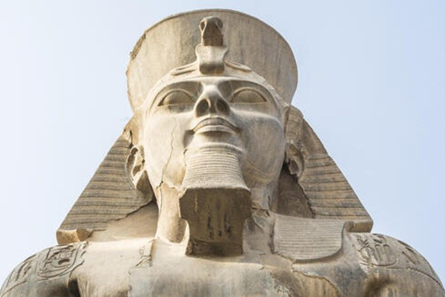 Tượng Ramesses II
