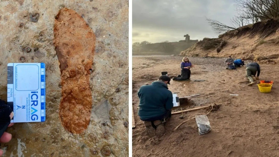 Dấu chân trên bãi biển Scotland.