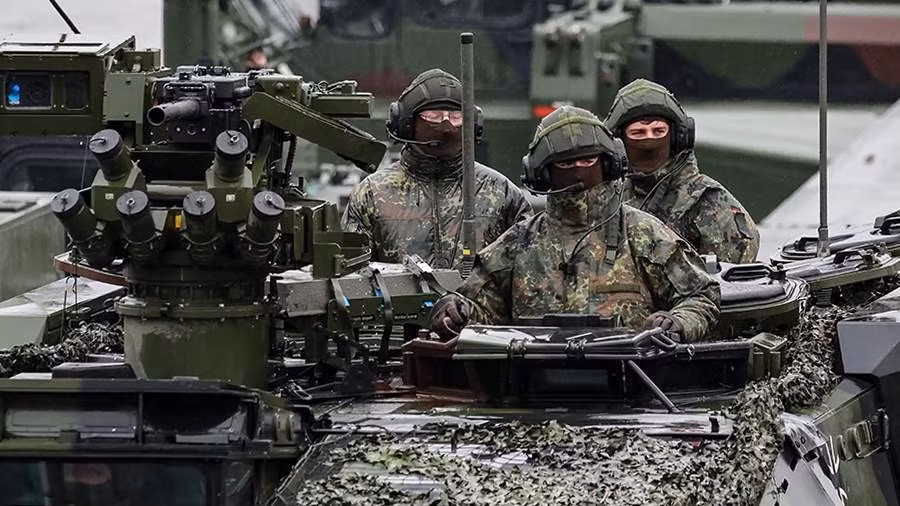 Quan chức Nga cảnh báo châu Âu tăng tốc quân sự hóa, chuẩn bị đối đầu trực tiếp