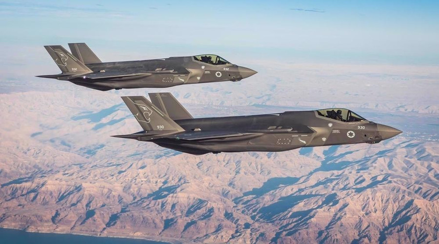Phòng không Iran được cho là đã bắn trúng tiêm kích F-35 của Mỹ.