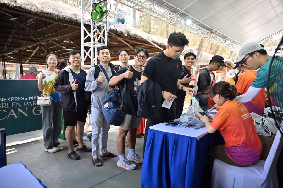 Trước giờ khai màn VnExpress Marathon, runner và du khách nói gì về Vinhomes Green Paradise?