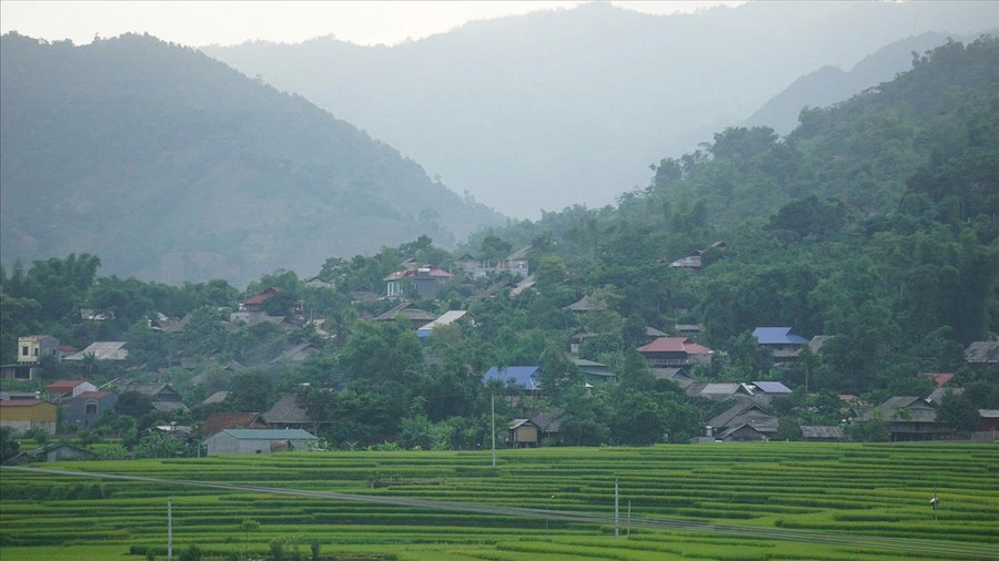 Với các chính sách giảm nghèo đồng bộ và hiệu quả, góp phần thay đổi bộ mặt nông thôn, vùng sâu, vùng xa của huyện Văn Bàn. Ảnh Trọng Bảo