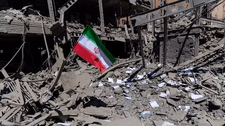Ông Trump đòi Iran bồi thường sau chiến sự