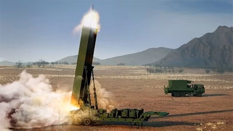 Tên lửa siêu vượt âm Dark Eagle.