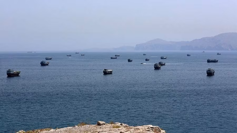 Iran tuyên bố chưa mở lại eo biển Hormuz