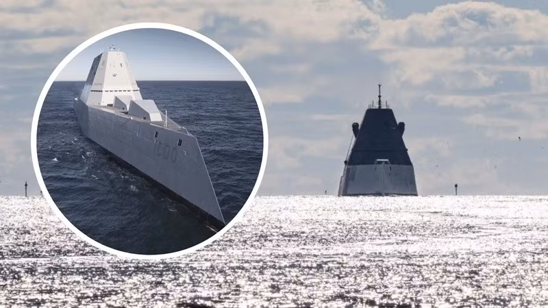 Chiến hạm 15.000 tấn tàng hình lần đầu ra khơi 'thử lửa'