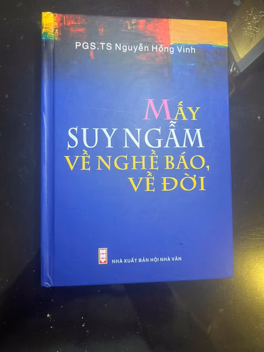 pgs-ts-nguyen-hong-vinh-va-cuon-sach-moi-tri-an-voi-dang-voi-doi-5.jpg