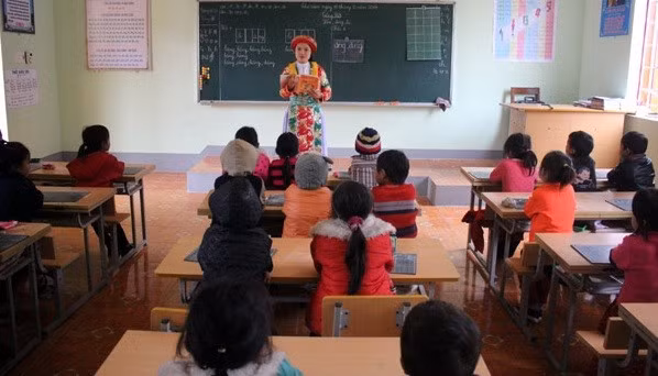 Một lớp học của Trường Phổ thông Dân tộc bán trú Tiểu học Sủng Trà (Sủng Máng, Tuyên Quang). Ảnh: Báo Tuyên Quang