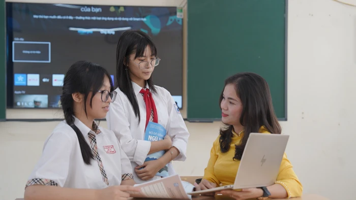 Nhà trường cần xây dựng và phổ biến “bộ quy tắc ứng xử” trên không gian số. Ảnh minh họa: Xuân Phú