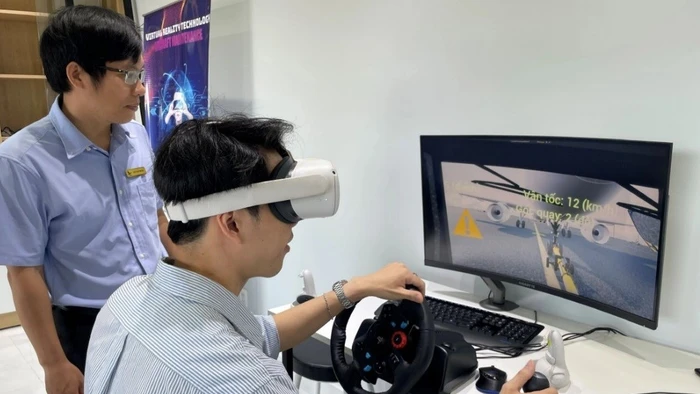 Phòng thực hành mô phỏng sân bay dùng công nghệ VR tại Học viện Hàng không Việt Nam. Ảnh: Hà An