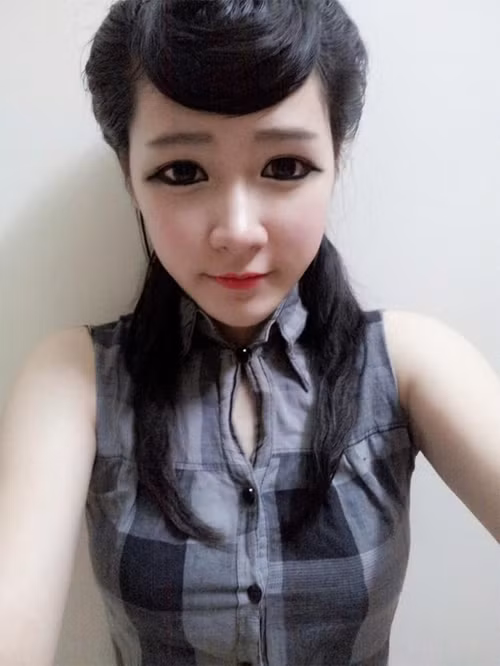 Ngẩn ngơ vì sơn nữ Mộc Châu đẹp như búp bê đang học tại Hà Nội | T Ling Jei,Triệu Thị Linh Hoa,Tìm kiếm gương mặt Ulzzang Hàn Quốc,Nữ sinh xinh đẹp