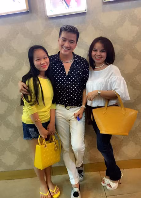 Dieu it biet ve nhung nguoi than cua Dam Vinh Hung - Anh 7