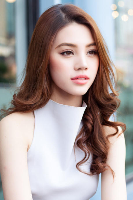 Jolie Nguyễn: Jolie Nguyen: