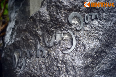 Thăm ngôi mộ đặc biệt của cố nhạc sĩ Trịnh Công Sơn - Ảnh 8 Tham ngoi mo dac biet cua co nhac si Trinh Cong Son - Anh 8