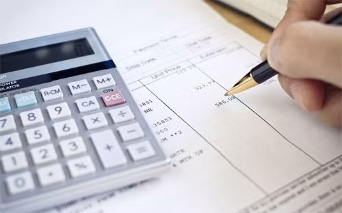 Hướng dẫn chị em cách săn hàng hiệu giảm giá hiệu quả nhất