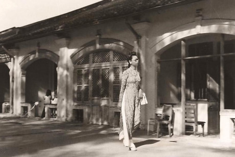 Ngay xuan, nhin lai thoi trang cua phu nu Sai Gon xua - Anh 9