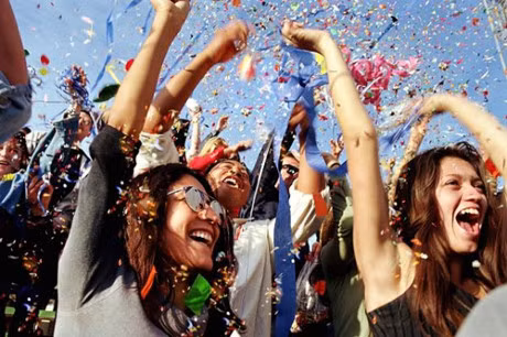 6 than chu hanh phuc cua ty phu Richard Branson nam 2017 - Anh 1