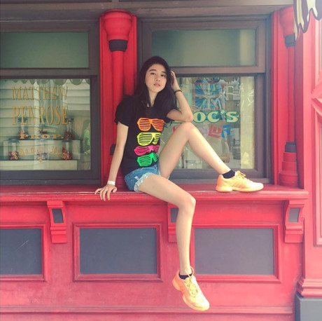 Hot girl Singapore sinh năm 1999 có vẻ đẹp tự nhiên như nữ thần - Ảnh 10 Hot girl Singapore sinh nam 1999 co ve dep tu nhien nhu nu than - Anh 10