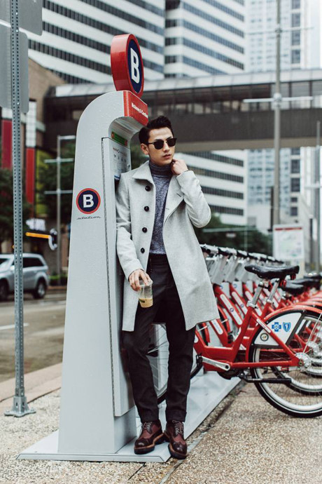 Đọ style thời trang của hai soái ca hot nhất V-biz: Issac và Rocker Nguyễn - Ảnh 6 Do style thoi trang cua hai soai ca hot nhat V-biz: Issac va Rocker Nguyen - Anh 6