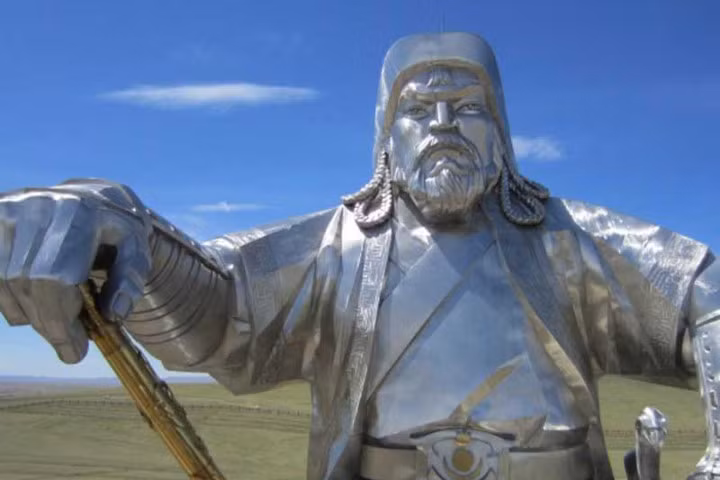 Lăng mộ chôn cất Thành Cát Tư Hãn suốt 800 năm qua vẫn chưa được bất kỳ ai phát hiện. Ảnh: Giannella M. Garrett