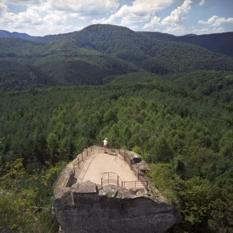 7 duong bien gioi co ma nhu khong ky cuc nhat the gioi - Anh 2