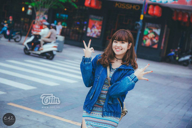 Ảnh thuở bé của hot girl phố núi sở hữu lúm đồng tiền "chết người" ảnh 9 Ảnh thuở bé của hot girl phố núi sở hữu lúm đồng tiền "chết người" ảnh 9
