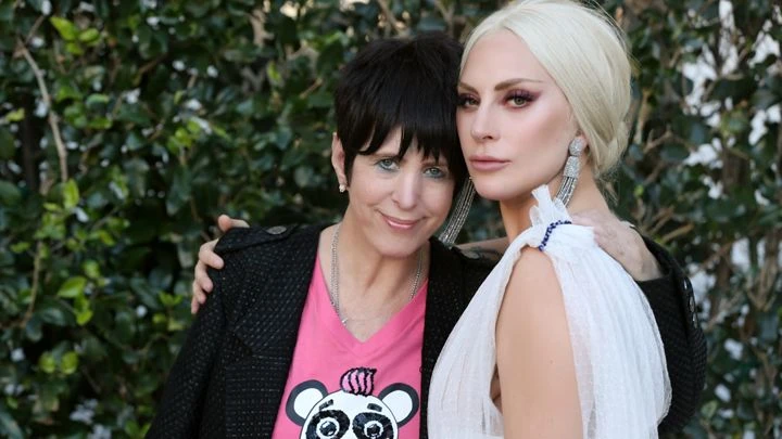 Lady Gaga và nhạc sĩ
Diane Warren.