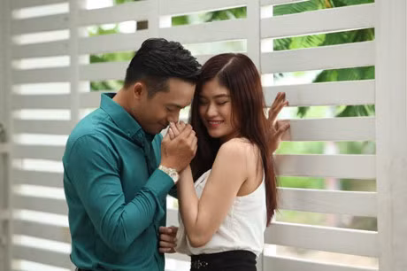 Sau dam cuoi ngon tinh, vo chong Luong The Thanh 