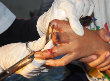 Hiểm họa khôn lường từ pin sạc điện thoại có nguồn gốc Trung Quốc - Ảnh 1