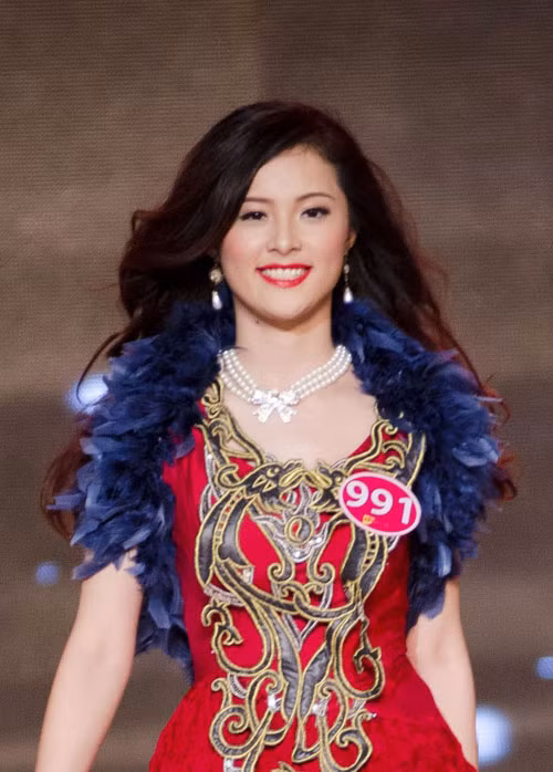 Hành trình lột xác của hot girl Hành trình lột xác của hot girl