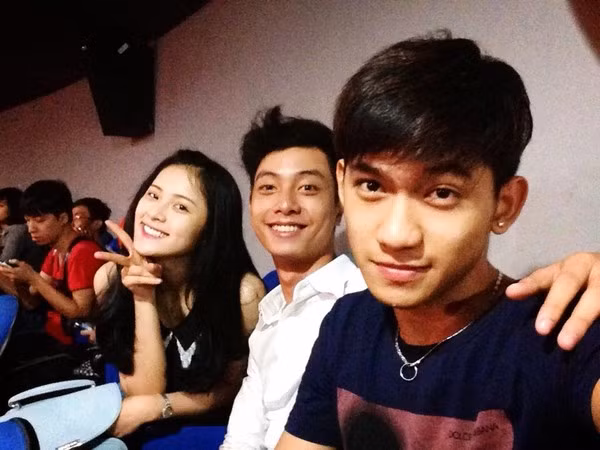 Hành trình lột xác của hot girl Hành trình lột xác của hot girl