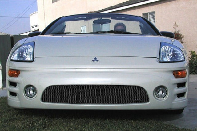 10 chiếc xe sở hữu “dung nhan” rùng rợn nhất mọi thời đại ảnh 4