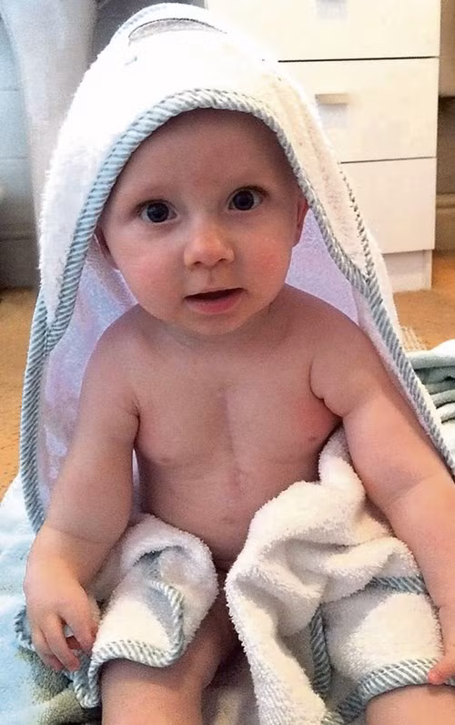 Bé sơ sinh được cứu sống ngoạn mục nhờ... tim bò