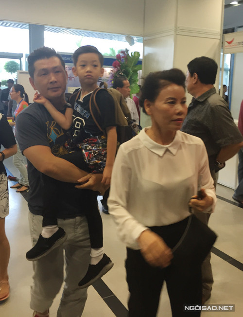 ha-ho-cho-be-subeo-di-dien-cung-2