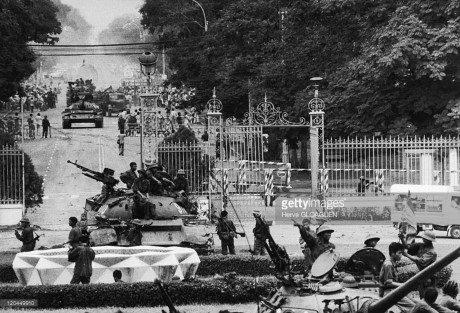 Ảnh không thể quên về Sài Gòn ngày 30/4/1975 của Getty (1) - Ảnh 8 Anh khong the quen ve Sai Gon ngay 30/4/1975 cua Getty (1) - Anh 8