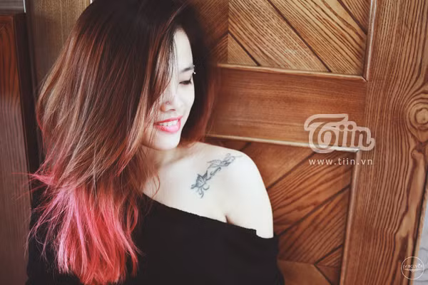 Thiếu nữ 9x và ‘phụ kiện’ 15 hình xăm 11 lỗ khuyên