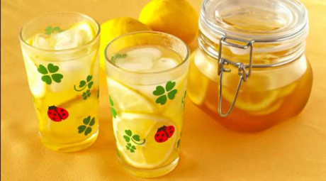 Chanh đào mật ong không chỉ giảm cân mà còn làm trắng da hơn nhiều mỹ phẩm đắt tiền - Ảnh 8 Chanh dao mat ong khong chi giam can ma con lam trang da hon nhieu my pham dat tien - Anh 8