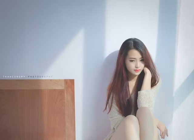 Chân dung nữ MC xinh đẹp nhất “Bữa trưa vui vẻ“ ảnh 1