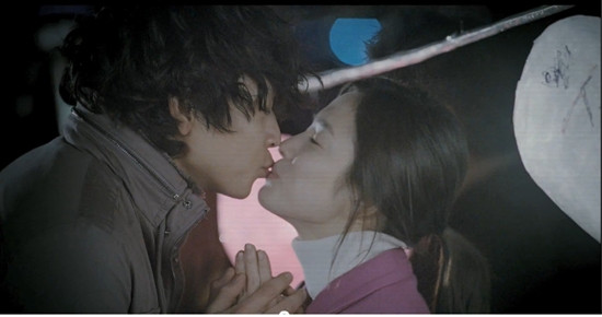 Những mỹ nam từng chiếm được nụ hôn của Song Hye Kyo Những mỹ nam từng chiếm được nụ hôn của Song Hye Kyo