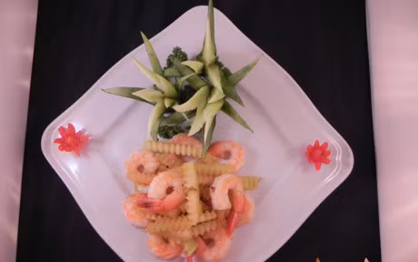 Khi an dua hau, dung voi vut vo di vi do la than duoc chua benh - Anh 3