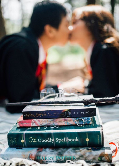 Ảnh cưới hóa thân thành Harry Potter của đôi trẻ Đà Nẵng - Ảnh 10 Anh cuoi hoa than thanh Harry Potter cua doi tre Da Nang - Anh 10