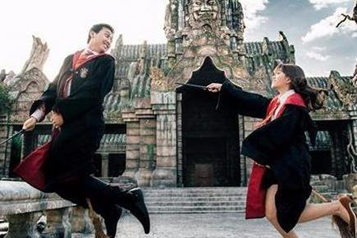 Ảnh cưới hóa thân thành Harry Potter của đôi trẻ Đà Nẵng